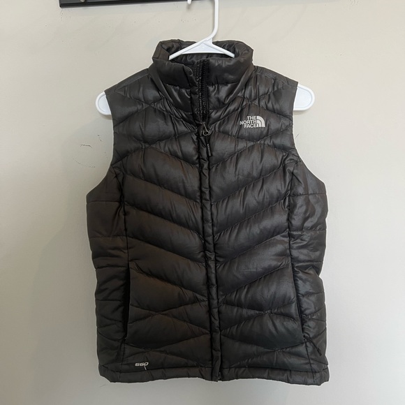 The North Face Jackets & Blazers - The North Face 550 Puffer Vest